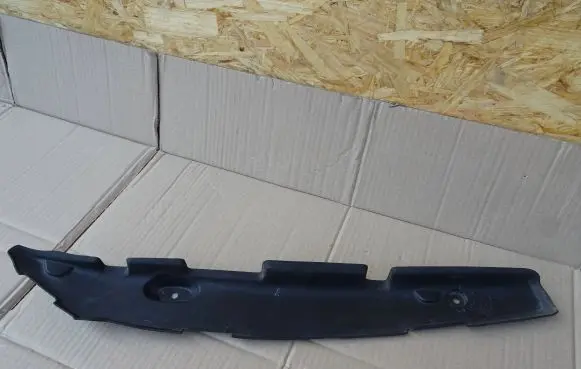 Audi A3 S3 8V Fender end trim 8V0821111C