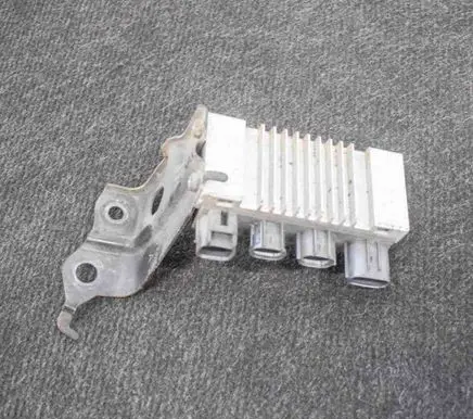 Toyota Verso-S Glow plug pre-heat relay 1327000010 02Q12106