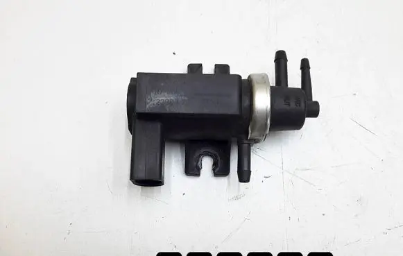 Volkswagen PASSAT B5.5 Turbo solenoid valve 1j0906627a
