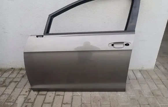 Volkswagen Golf VII Front door LA7N