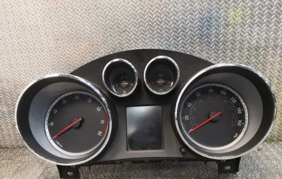 Opel Insignia A Speedometer (instrument cluster) 20970765