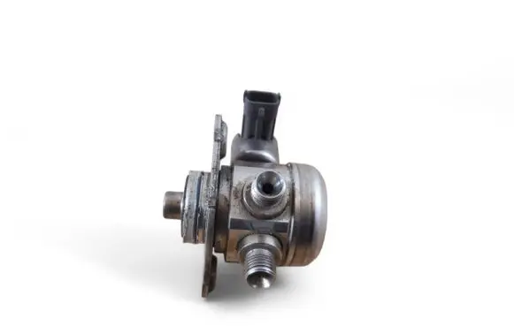 Jaguar F-Type Fuel injection high pressure pump DX239D376AB
