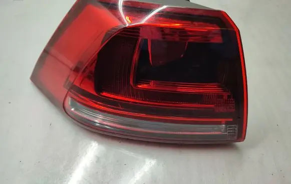 Volkswagen Golf VII Rear/tail lights 5G0945095