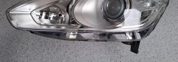 Ford C-MAX II Headlight/headlamp AM5113D155 89502242 89502242980L