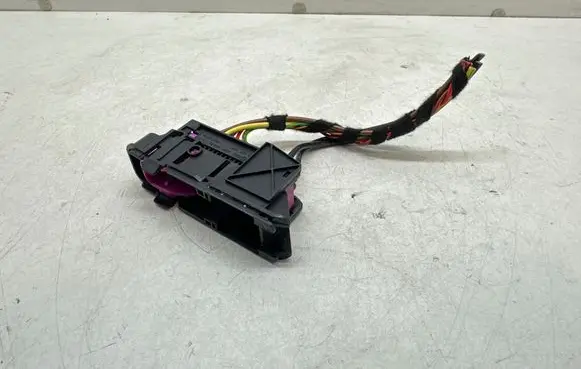 Volkswagen Caddy Front door wiring loom 2H0937722