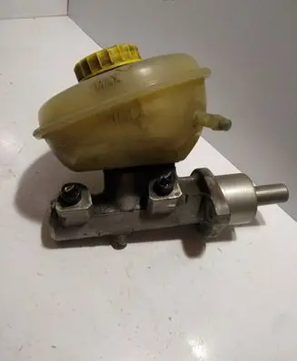 Audi A6 S6 C4 4A Master brake cylinder