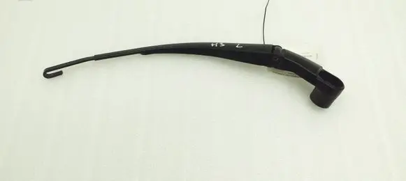 Hummer H3 Front wiper blade arm