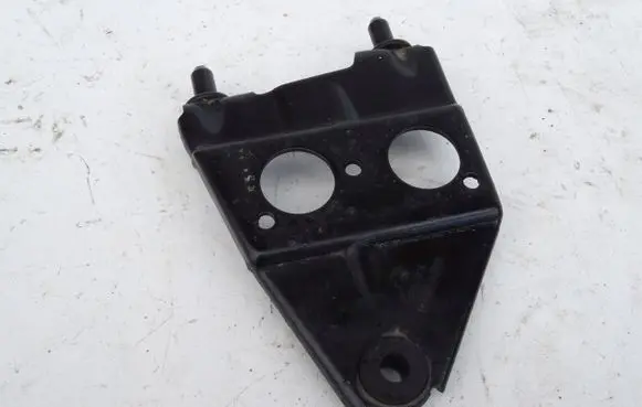 Volkswagen Scirocco ABS pump bracket 1K8827435