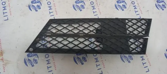 BMW 5 E60 E61 Front bumper lower grill 51117178109 7178109
