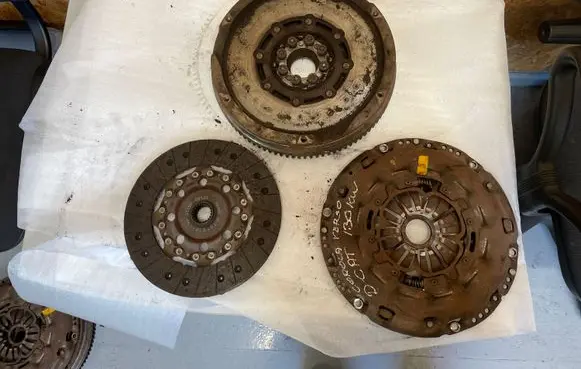 Toyota Corolla Verso E121 Clutch set kit 134500R010 3125005120
