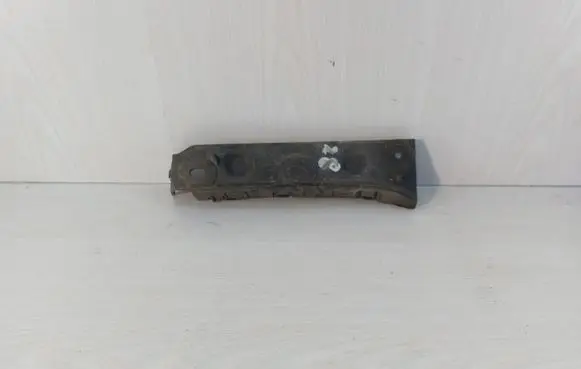 Audi A6 S6 C5 4B Front bumper mounting bracket