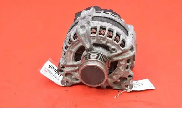 Skoda Octavia 985 Generator/alternator 05E903026L
