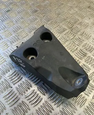 BMW 4 F32 F33 Engine mounting bracket 6860273