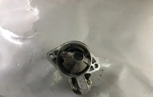 Mitsubishi Pajero Pinin Starter motor MD360368
