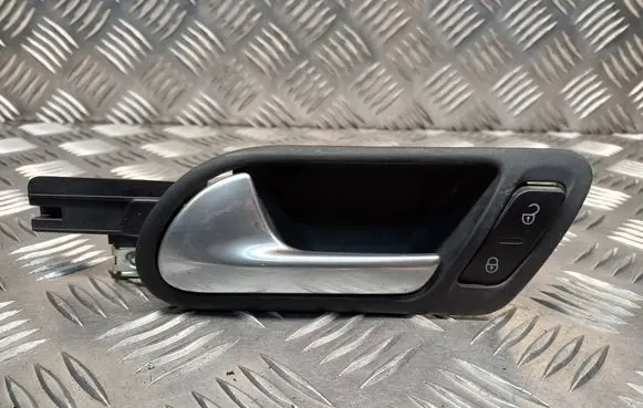 Volkswagen Golf V Front door interior handle 1K1837113