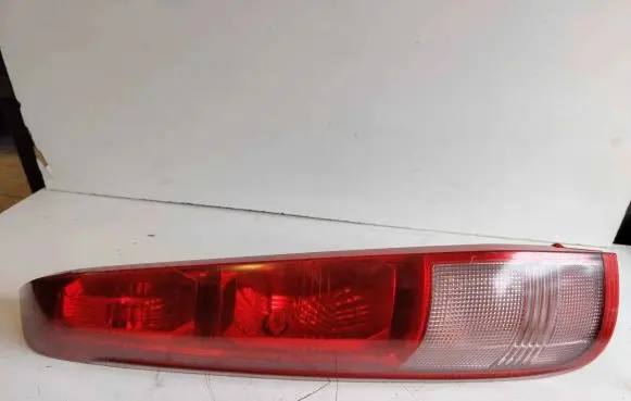 Nissan X-Trail T30 Rear/tail lights B46L