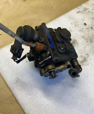 KIA Sorento Fuel injection high pressure pump 331004A410 0006459 05000642676