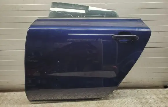 Audi A7 S7 4G Rear door LX5P