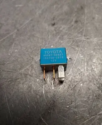 Toyota RAV 4 (XA20) Other relay 9098702027