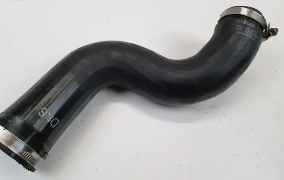 Audi A4 S4 B8 8K Intercooler hose/pipe 8K0145737K
