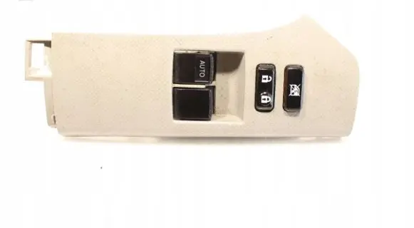 Toyota Avensis T270 Electric window control switch