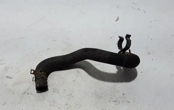 Renault Trafic III (X82) Engine coolant pipe/hose 140532719R