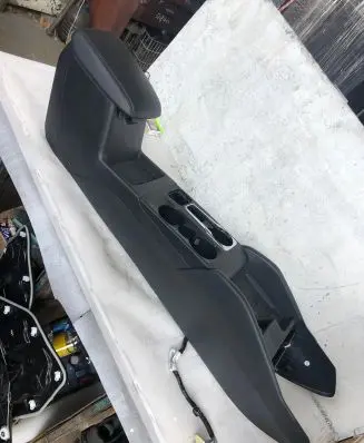 Ford Focus Center console Jx7ba044e07n