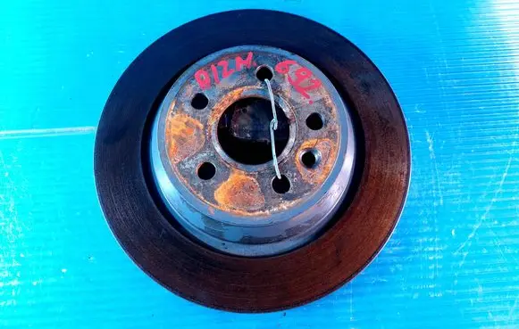 Ford Mondeo MK IV Rear brake disc