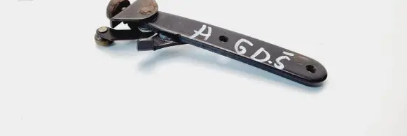 Volkswagen Caddy Sliding door lower roller guide/hinge 