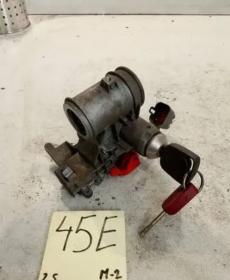 Ford Fiesta Ignition lock 7701469419
