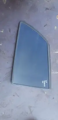 Citroen C4 Grand Picasso Rear side window 2014R