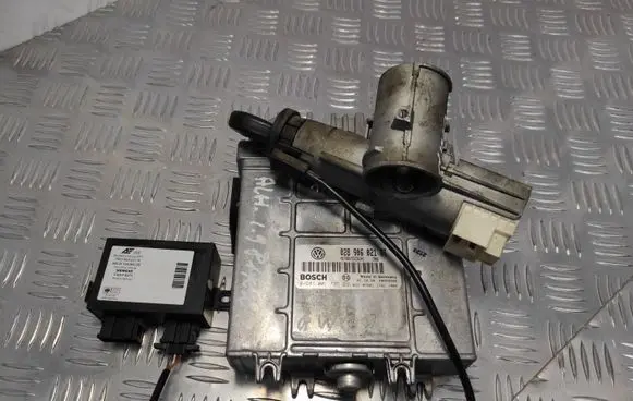 Seat Alhambra (Mk1) Engine ECU kit and lock set P012106 028906021GT