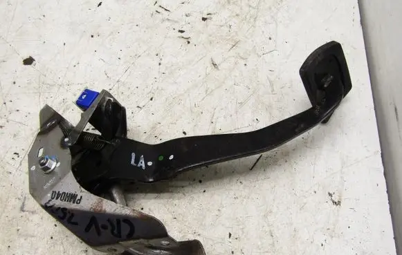 Honda CR-V Brake pedal 