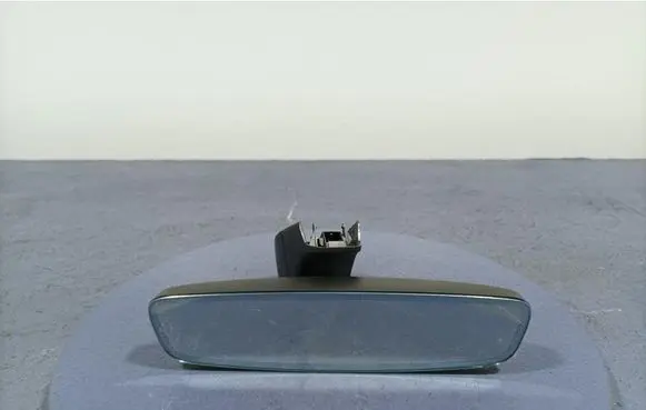 Rear view mirror (interior)