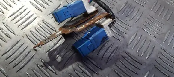 Nissan Primera Other relay 252309f920