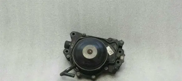 Mercedes-Benz SLK R172 Water pump A6512007701