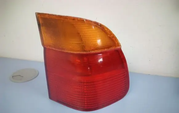 BMW 5 E39 Rear/tail lights 8371324 393440
