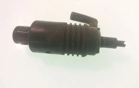 Audi A4 S4 B5 8D Windscreen/windshield washer pump 4A0955651