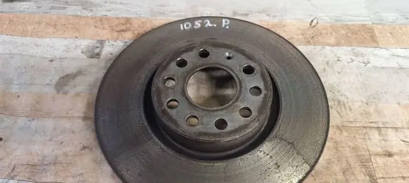 Volkswagen Golf VI Front brake disc