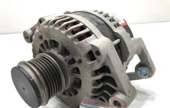 Opel Antara Generator/alternator A1043