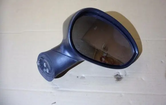 Fiat Linea Front door electric wing mirror