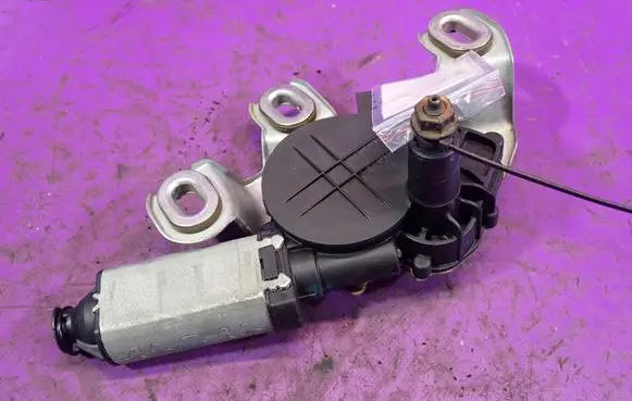 Rear window wiper motor