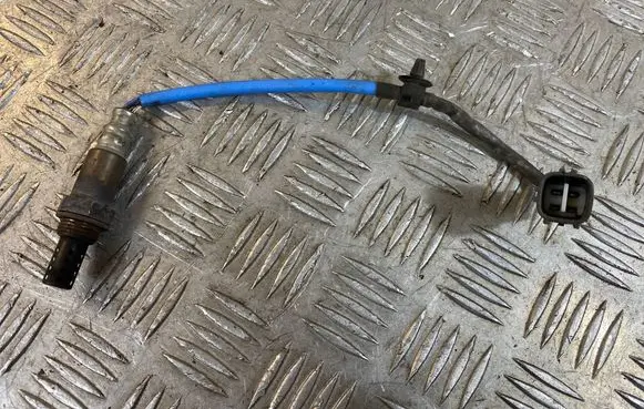 Subaru Legacy Lambda probe sensor 22690AA570