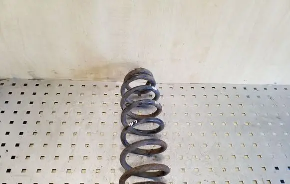 Toyota Corolla Verso AR10 Rear coil spring