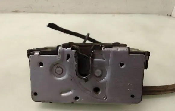 Citroen Jumper Front door lock 