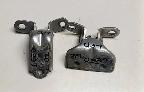 KIA Ceed Front door hinge set A3WF269AW52