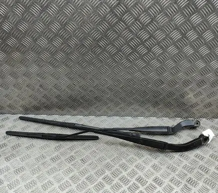 Isuzu D-Max Windshield/front glass wiper blade 8975560390 8975560380