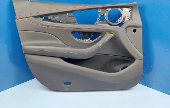 Mercedes-Benz CLS C257 Front door card panel trim A2577203500 A2577273900