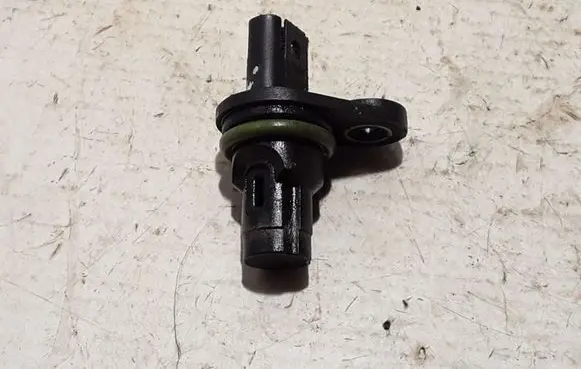 BMW 5 F10 F11 Camshaft position sensor 7525014