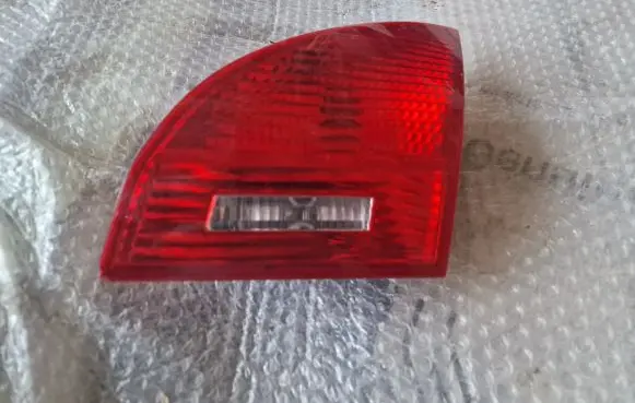 KIA Venga Tailgate rear/tail lights 924061P000